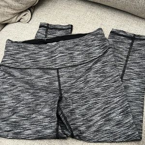 VSX Victoria’s Secret Capri Legging